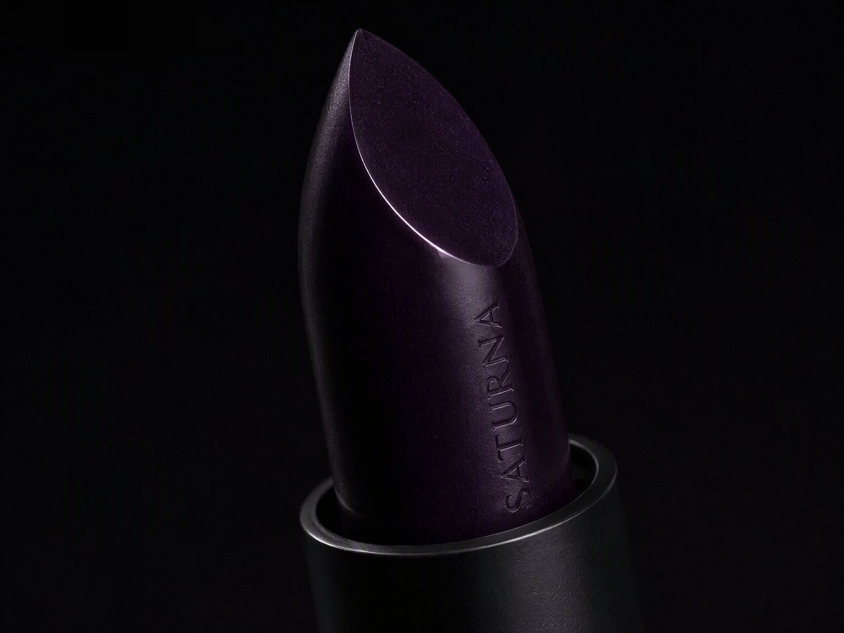 OBSCURA Burgundy lipstick